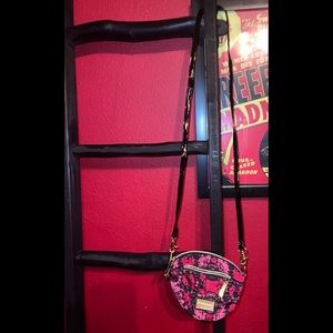 Betsey Johnson crossbody Hot Pink & Black with skulls